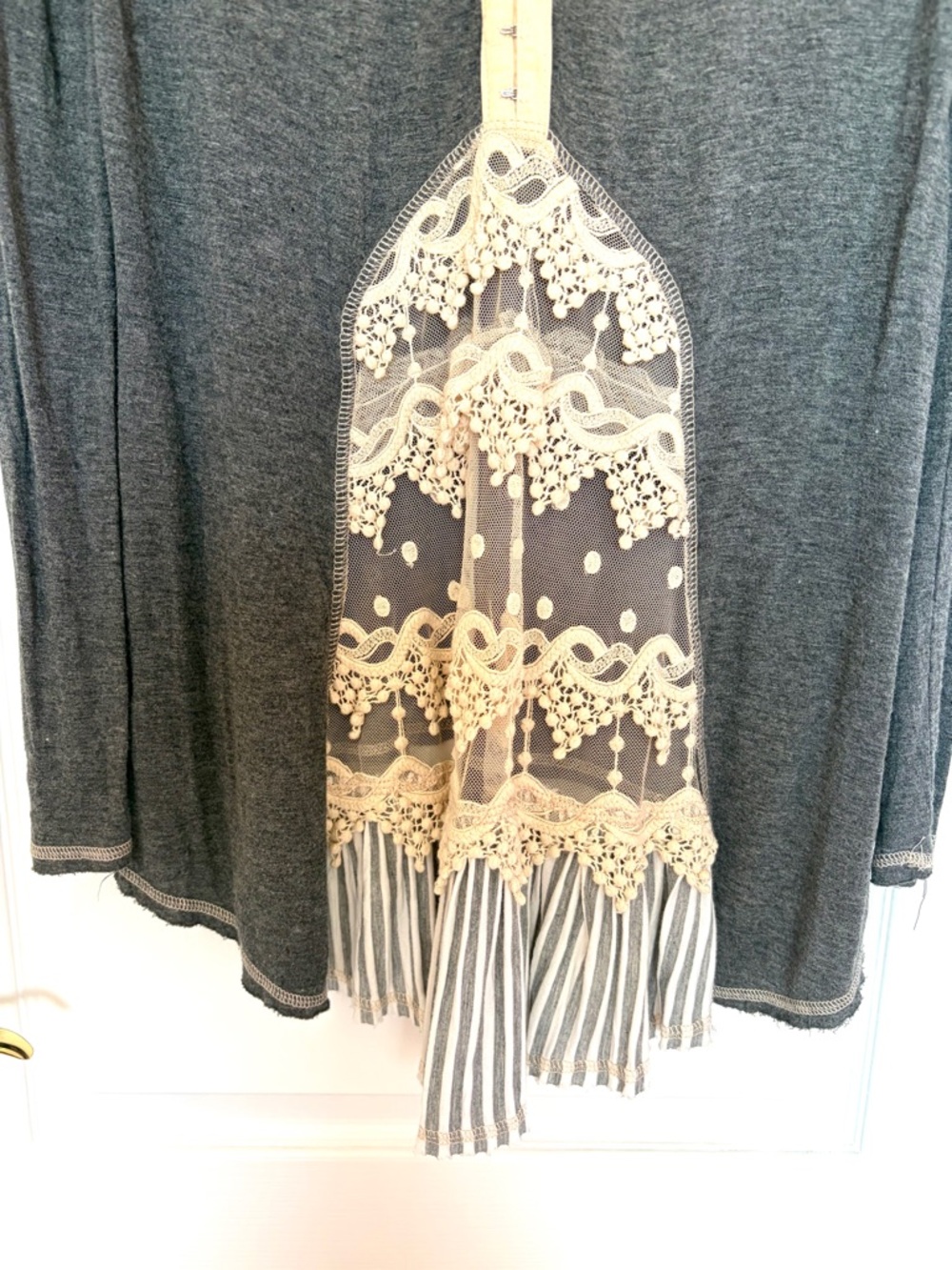 Anthropologie Scrapbook Originals Gray Mixed Media Tunic Top Lace Ruffles Stripe - Picture 9 of 16